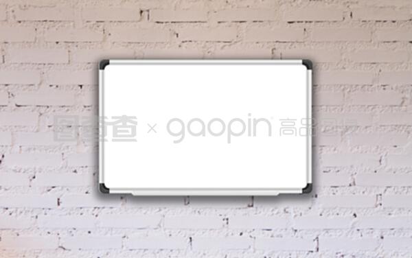 白板与白砖墙 极简空间的灵魂对话